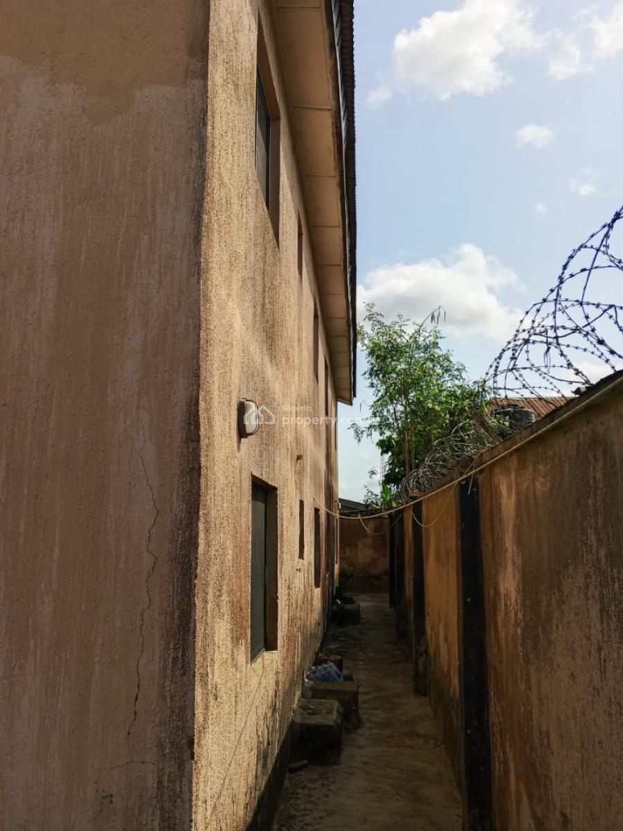 5 Bedroom Duplex with Ample Children Arena Ensuit, Afolabi Bus Stop, Lasu Igando Expressway Igando, Akesan, Alimosho, Lagos, Terraced Bungalow for Sale