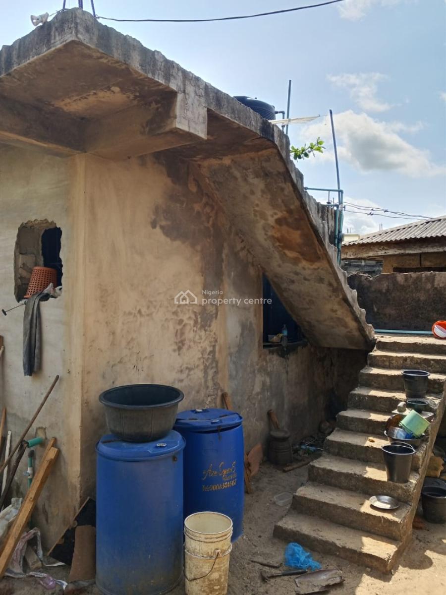 5 Bedroom Duplex with Ample Children Arena Ensuit, Afolabi Bus Stop, Lasu Igando Expressway Igando, Akesan, Alimosho, Lagos, Terraced Bungalow for Sale