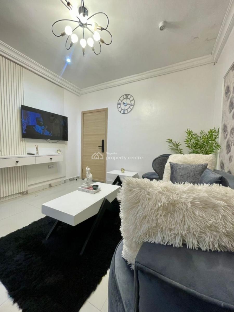 1 Bedroom Luxe Apartment, Aliu Animashaun Avenue, Lekki Phase 1, Lekki, Lagos, Mini Flat (room and Parlour) Short Let