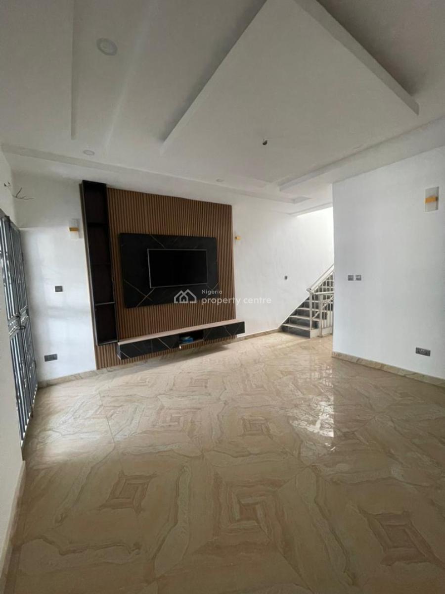 5 Bedroom Semi Detached Duplex with Bq, Life Camp, Abuja, Semi-detached Duplex for Rent