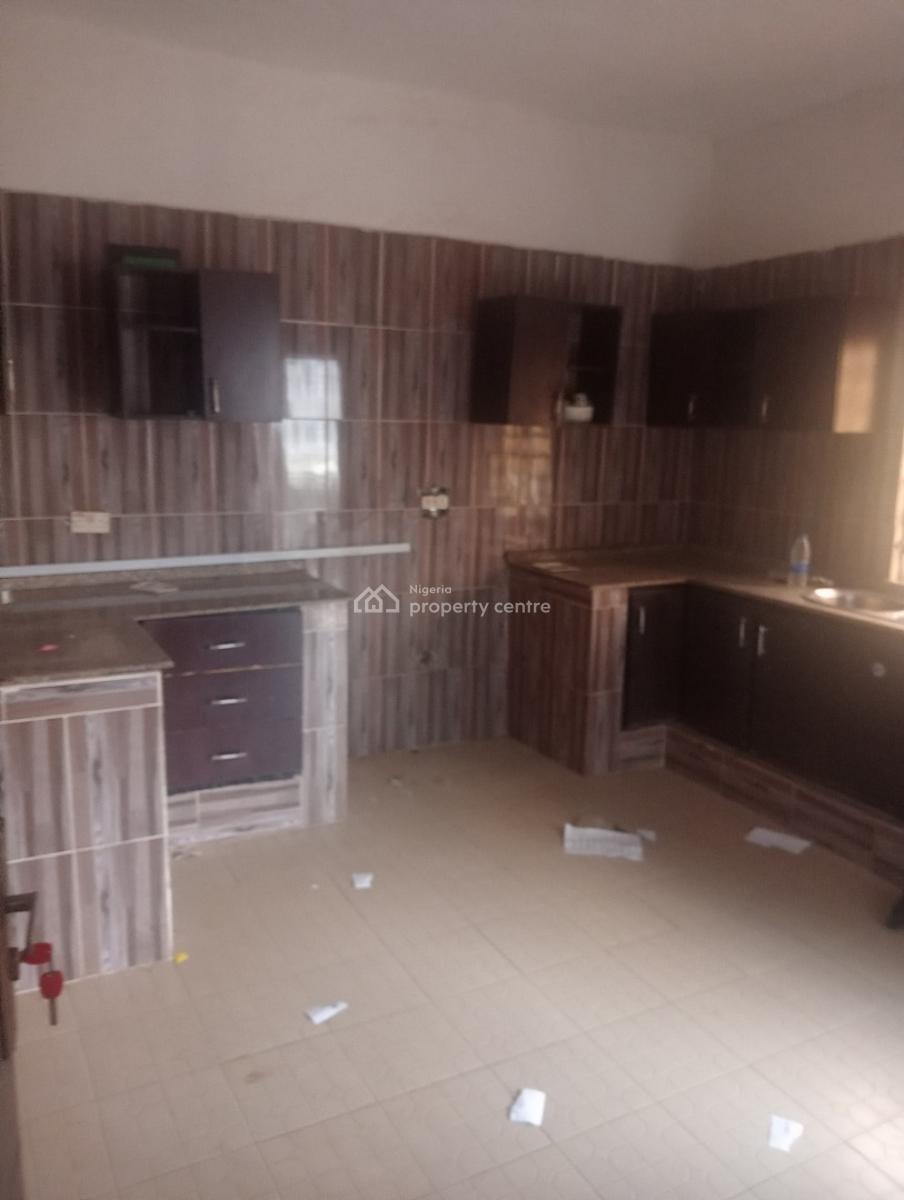 Spacious Clean 3 Bedroom Now Available, Mabuchi Main, Mabushi, Abuja, Flat / Apartment for Rent