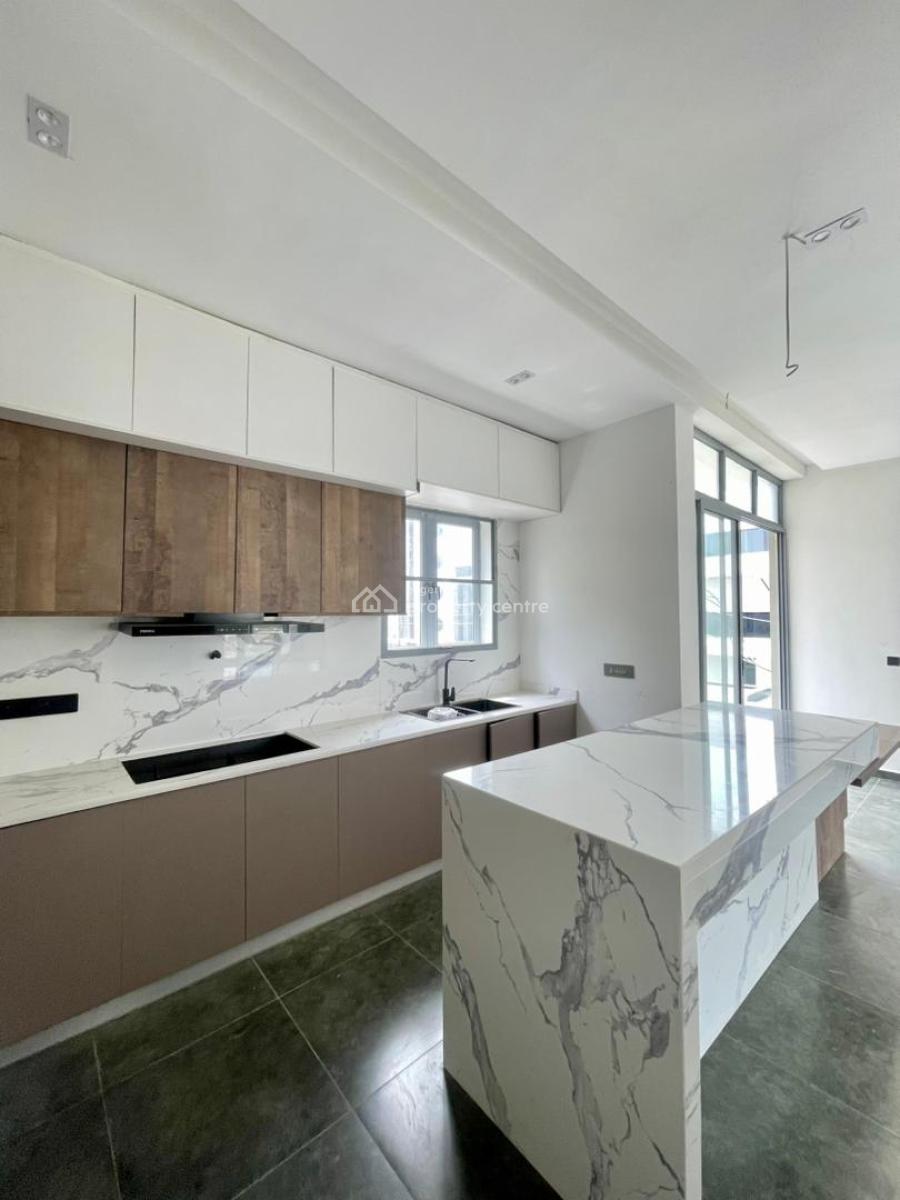 Luxurious  4 Bedroom Terrace Duplex with a Bq, Lekki Phase 1, Lekki, Lagos, Terraced Duplex for Sale