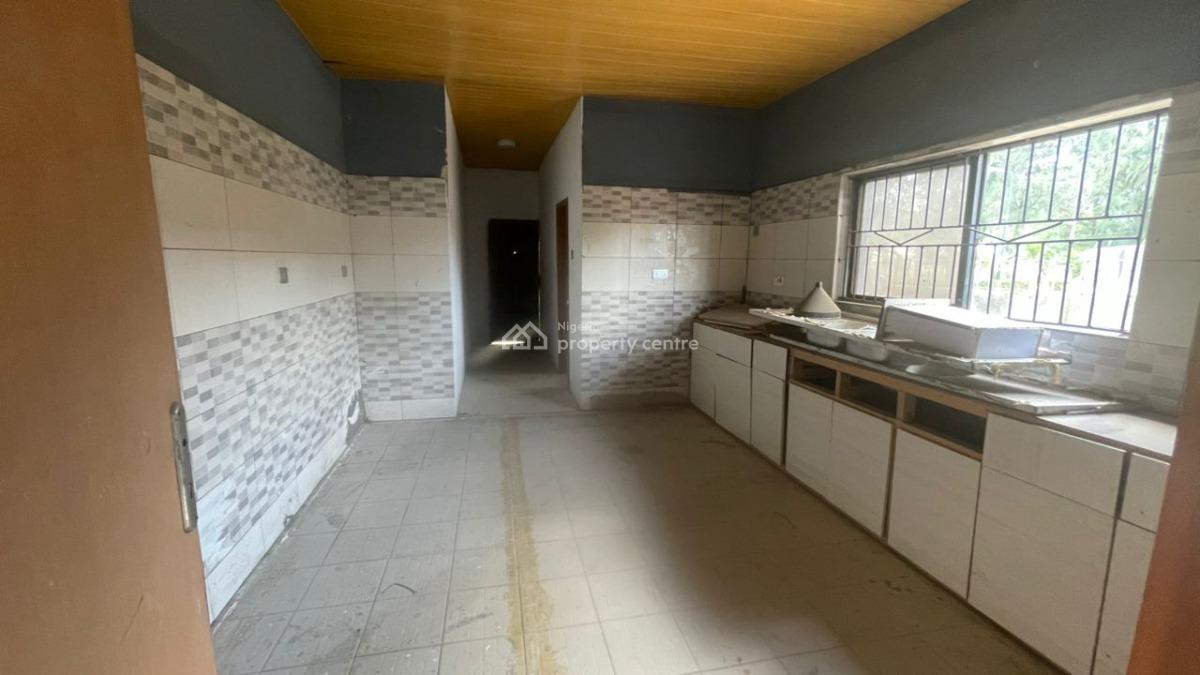 6 Bedroom Bungalow with a Penthouse & 2 Bedroom Bq, Mayfair Gardens Estate, Awoyaya, Ibeju Lekki, Lagos, Detached Bungalow for Sale