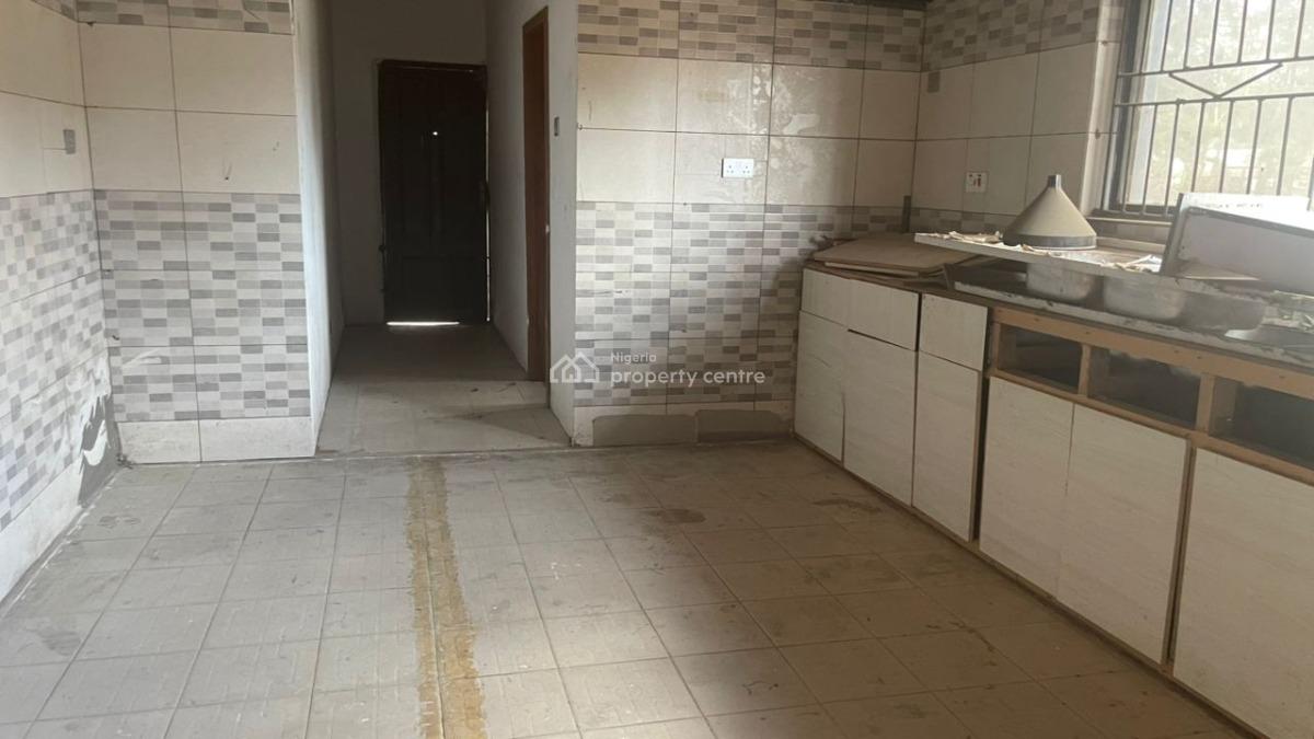 6 Bedroom Bungalow with a Penthouse & 2 Bedroom Bq, Mayfair Gardens Estate, Awoyaya, Ibeju Lekki, Lagos, Detached Bungalow for Sale