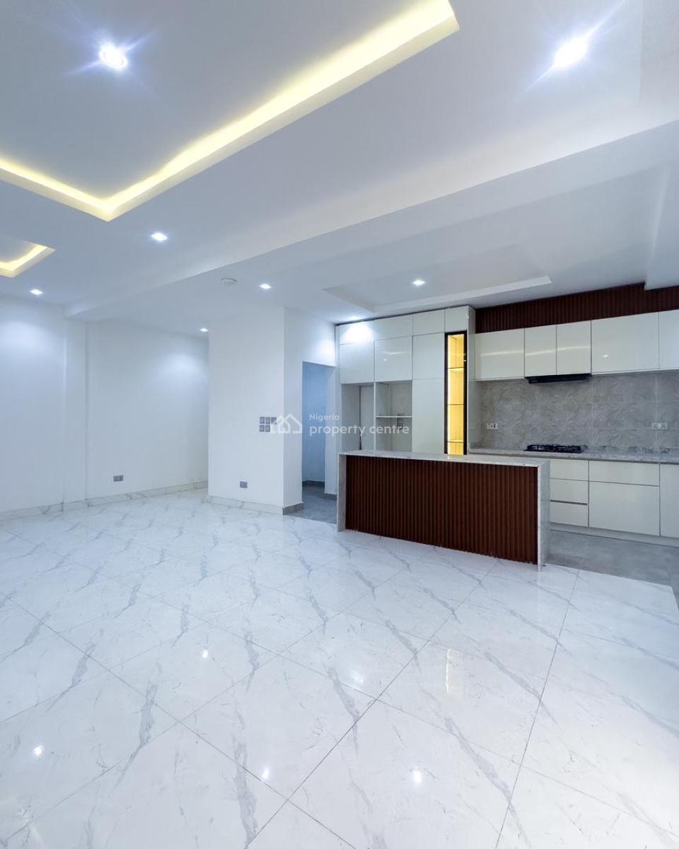 Fully Serviced 3bedroom Apartment with a Pool, Elevator, Central Gas, Lekki Phase 1, Lekki, Lagos, House for Sale