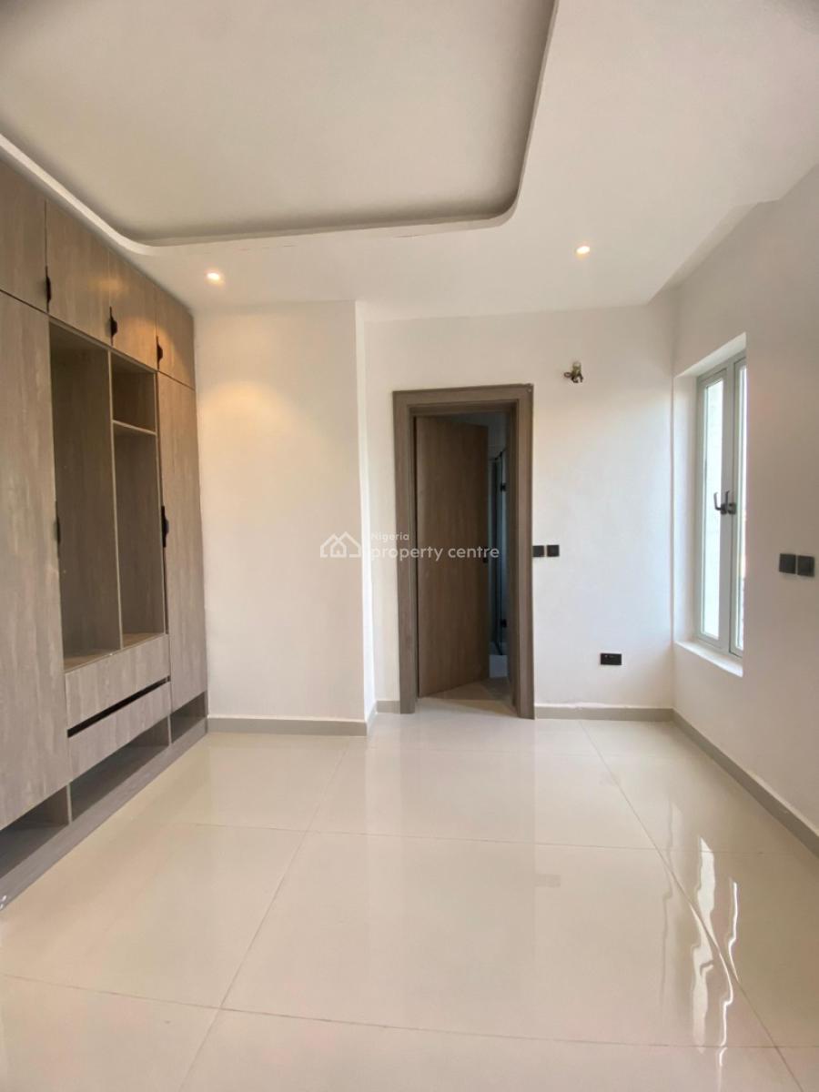 Brand New 2 Bedroom Apartment, Lekki Phase 1, Lekki, Lagos, Flat / Apartment for Sale