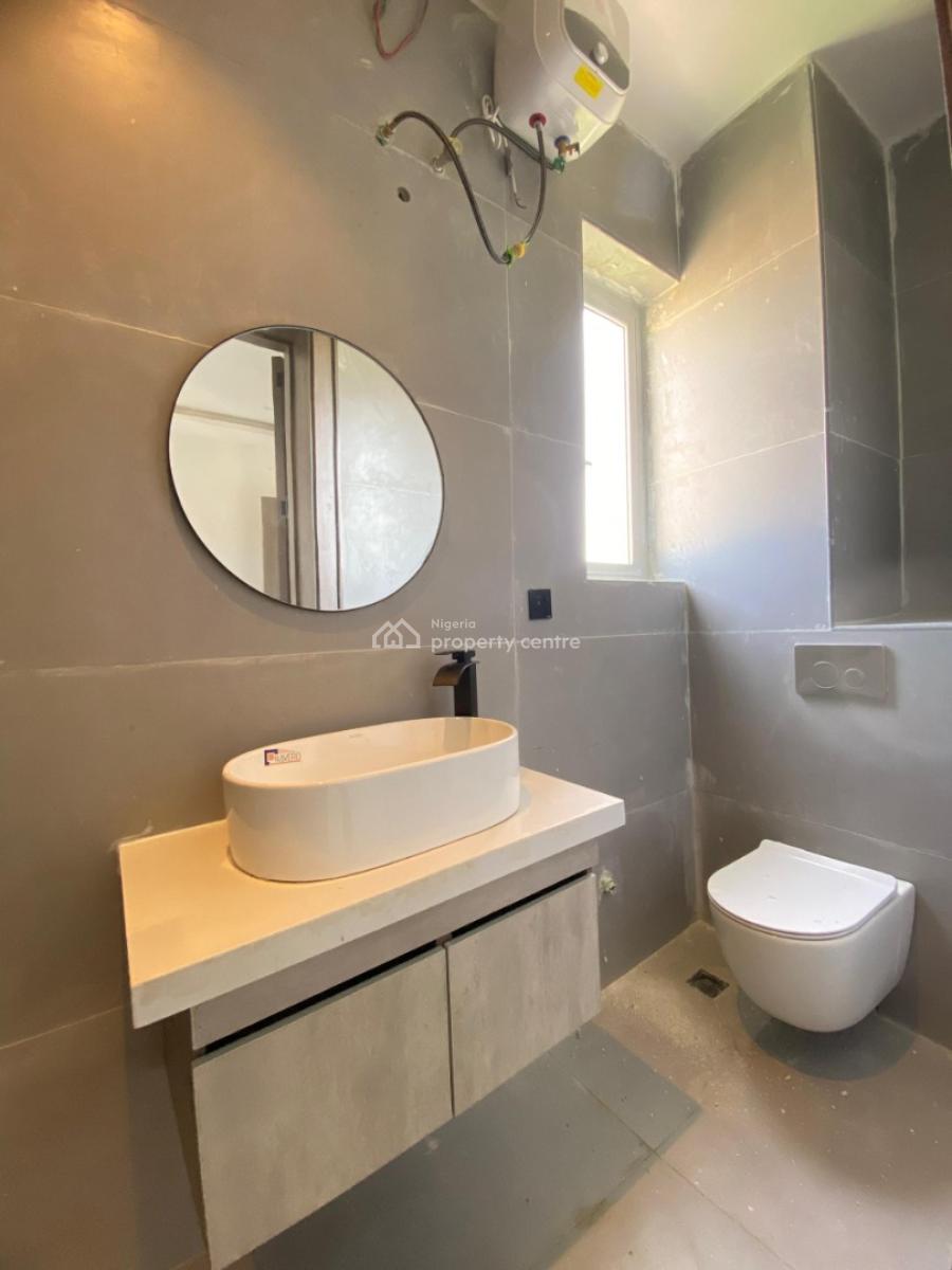 Brand New 2 Bedroom Apartment, Lekki Phase 1, Lekki, Lagos, Flat / Apartment for Sale