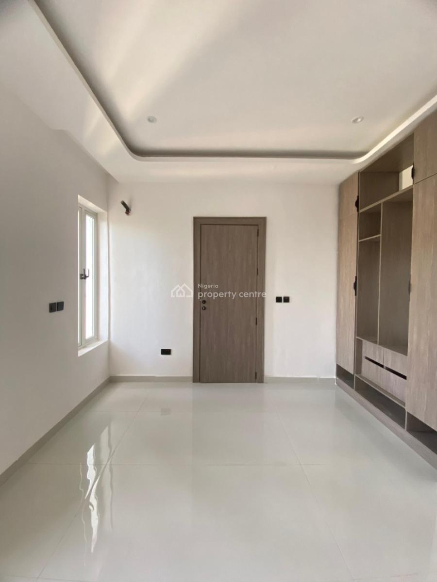 Brand New 2 Bedroom Apartment, Lekki Phase 1, Lekki, Lagos, Flat / Apartment for Sale