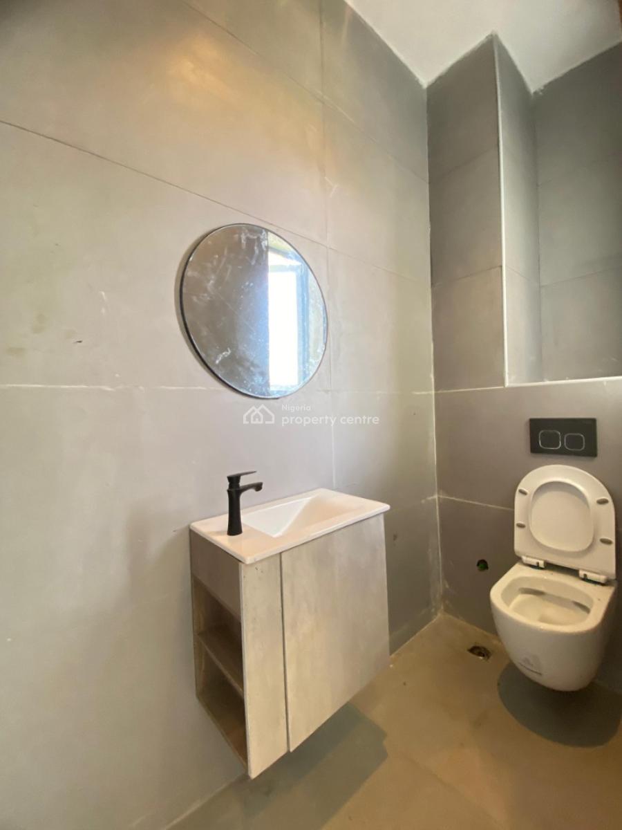 Brand New 2 Bedroom Maisonette with Bq, Lekki Phase 1, Lekki, Lagos, Flat / Apartment for Sale