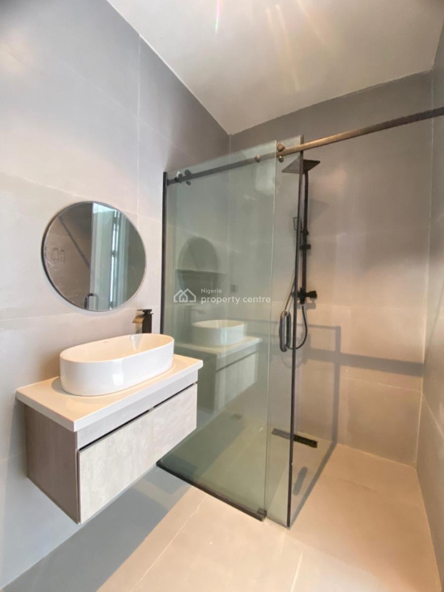 Brand New 2 Bedroom Maisonette with Bq, Lekki Phase 1, Lekki, Lagos, Flat / Apartment for Sale