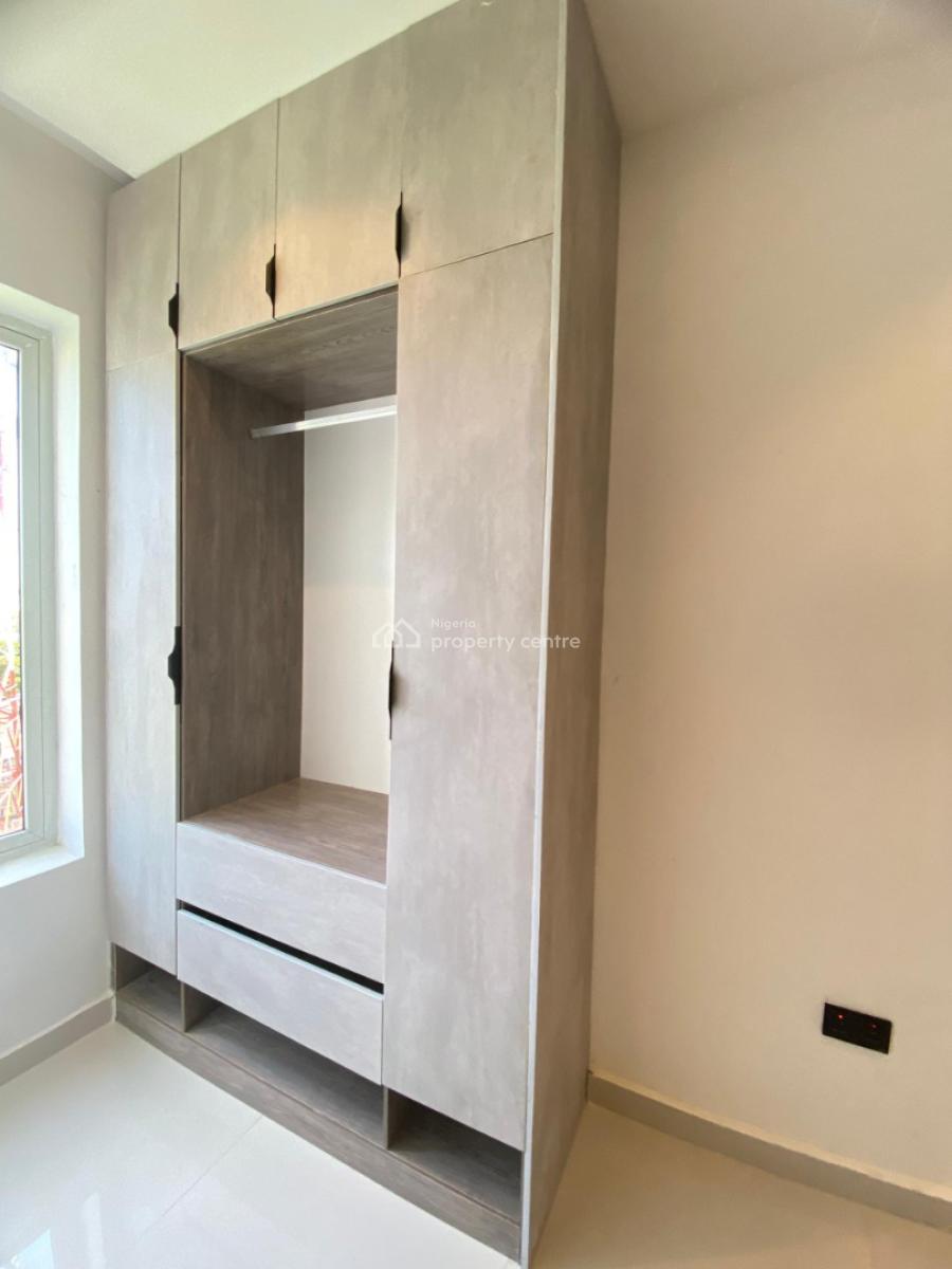 Brand New 2 Bedroom Maisonette with Bq, Lekki Phase 1, Lekki, Lagos, Flat / Apartment for Sale