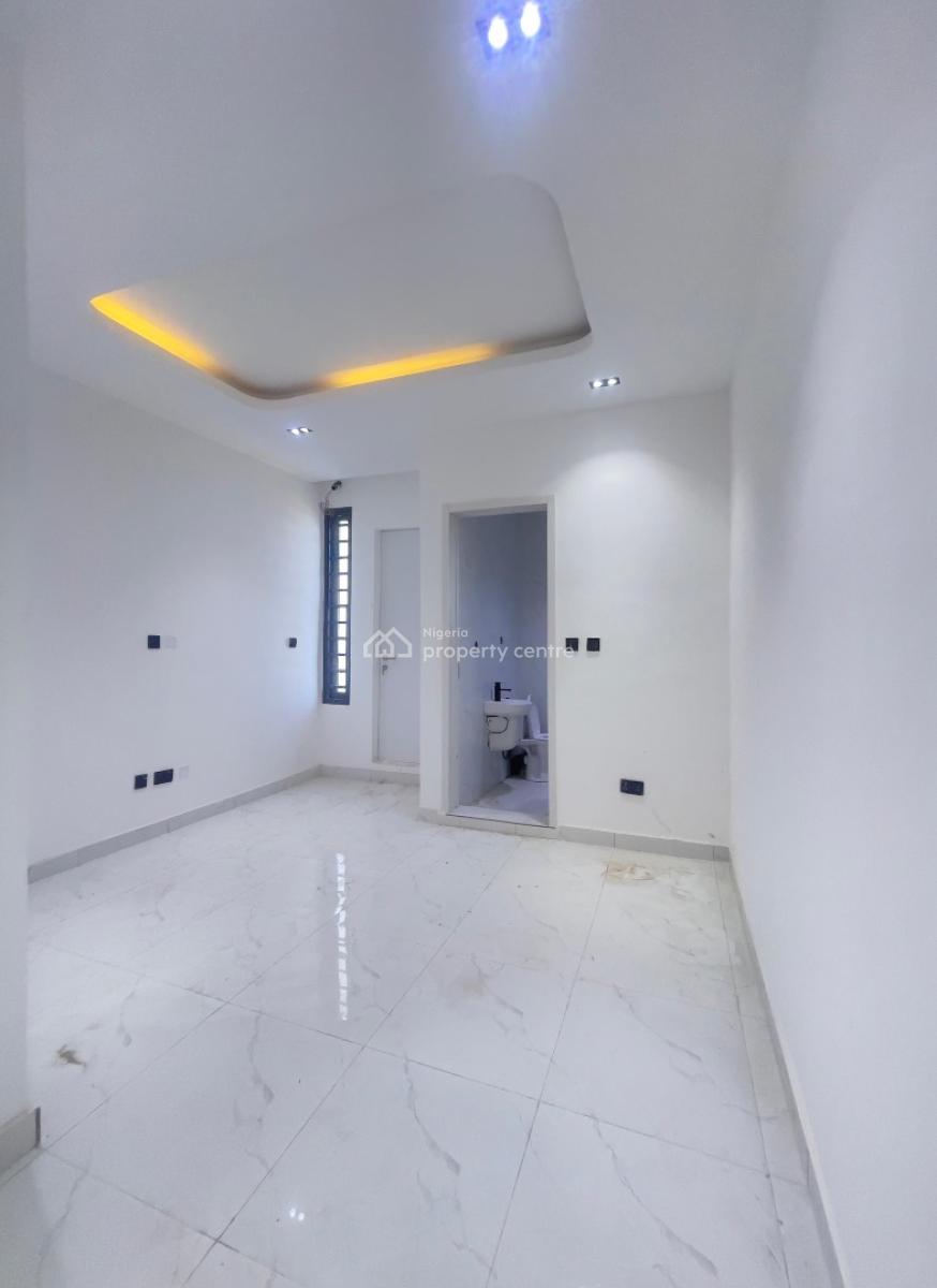 2 Bedroom Fully Serviced White Apartment, Ikate, Lekki, Lagos, Flat / Apartment for Sale