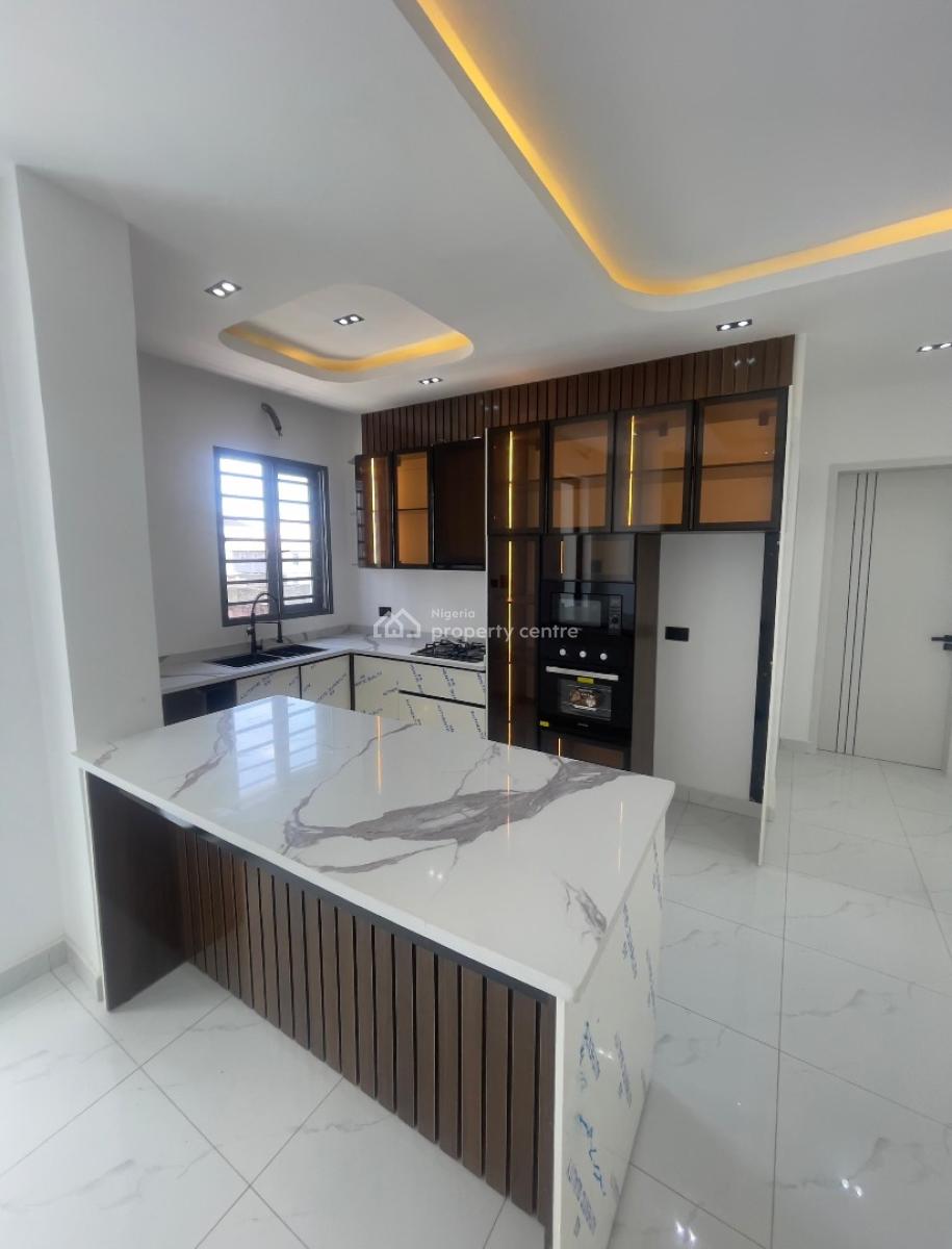 2 Bedroom Fully Serviced White Apartment, Ikate, Lekki, Lagos, Flat / Apartment for Sale