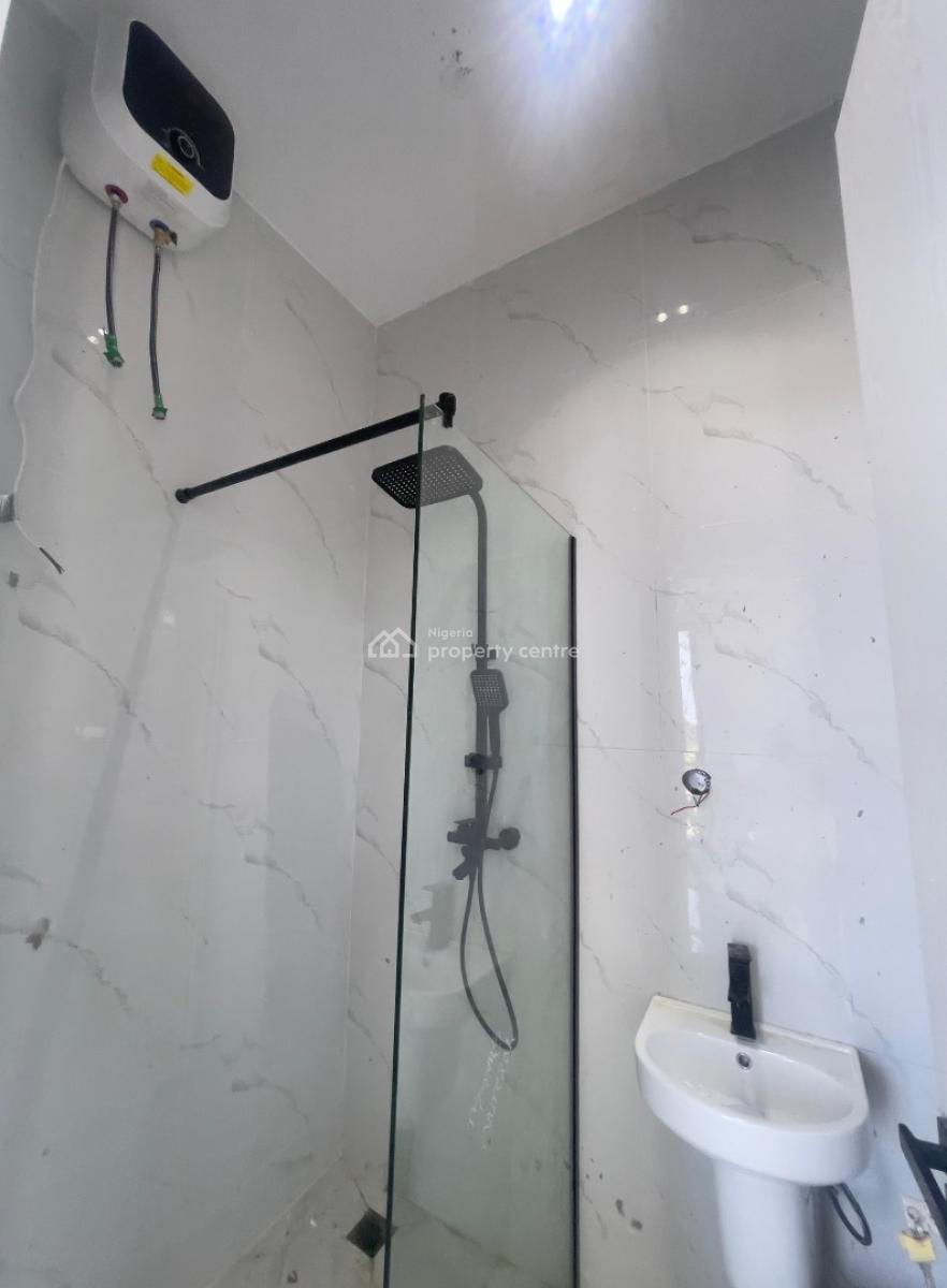 2 Bedroom Fully Serviced White Apartment, Ikate, Lekki, Lagos, Flat / Apartment for Sale