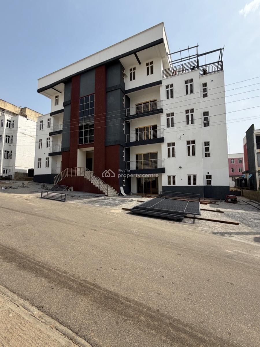 Neatly Renovated 3 Bedrooms Penthouse with a Bq Available, Gwarinpa, Abuja, Flat / Apartment for Rent