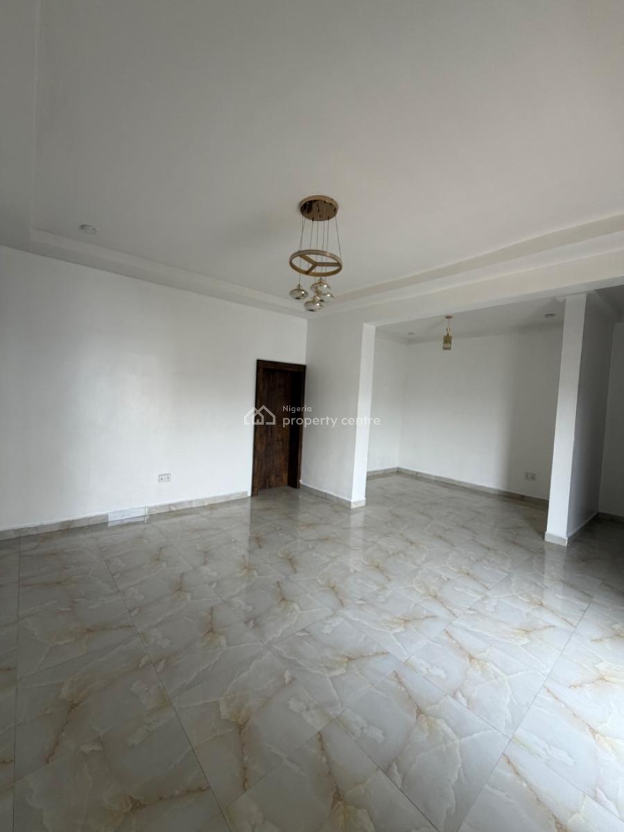 Neatly Renovated 3 Bedrooms Penthouse with a Bq Available, Gwarinpa, Abuja, Flat / Apartment for Rent