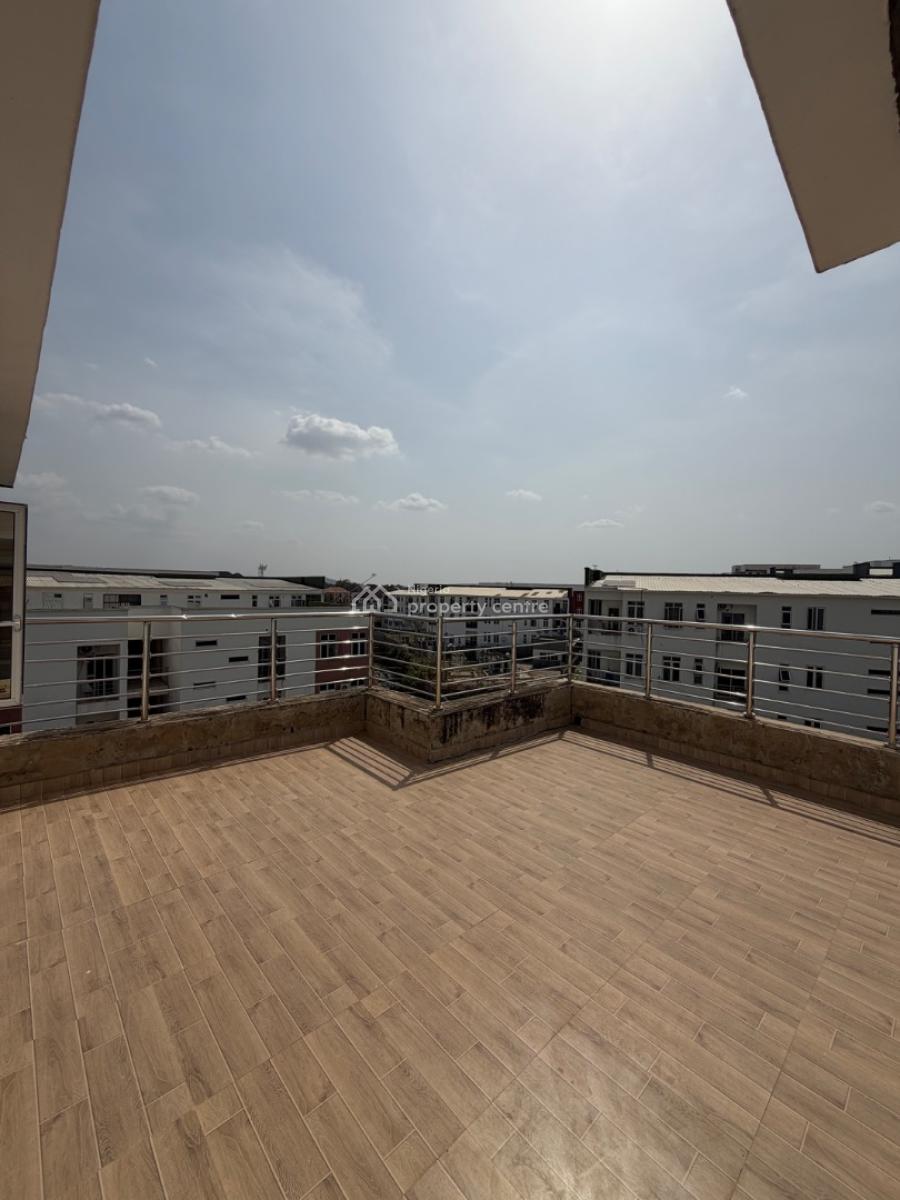 Neatly Renovated 3 Bedrooms Penthouse with a Bq Available, Gwarinpa, Abuja, Flat / Apartment for Rent