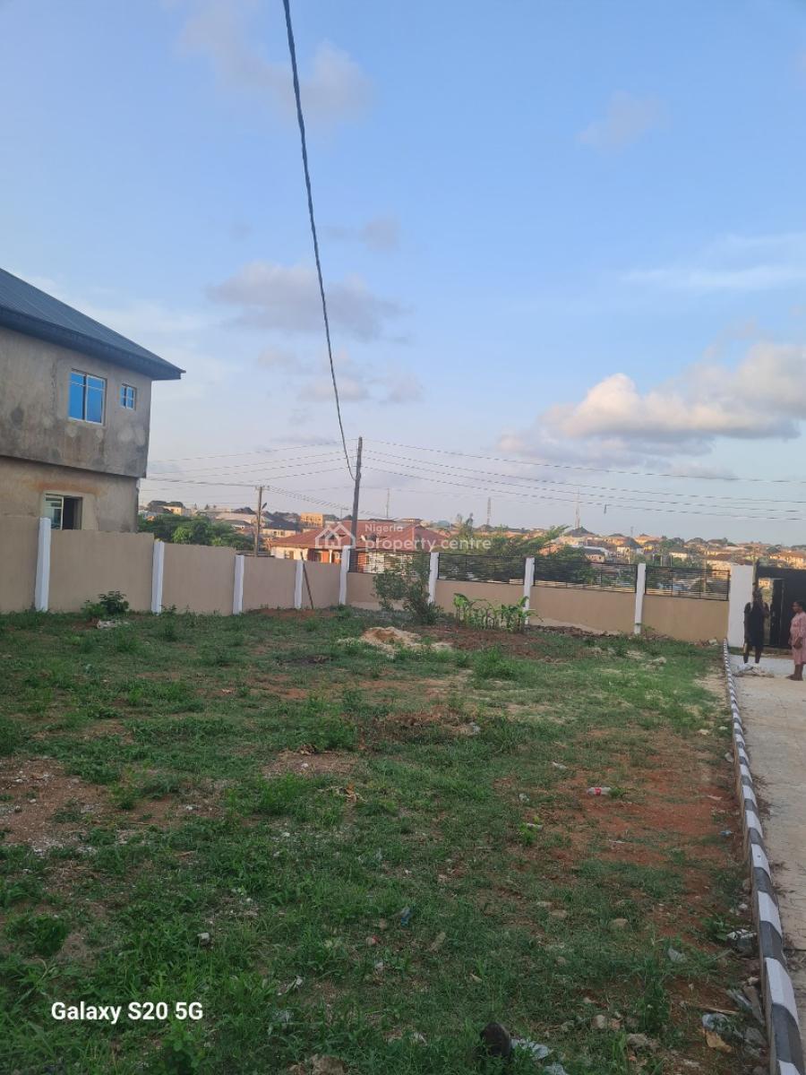 Standard Plot with 2 Bedroom Ensuite (upstairs), Radio Estate Off Awolowo Road, Ikorodu, Lagos, Residential Land for Sale