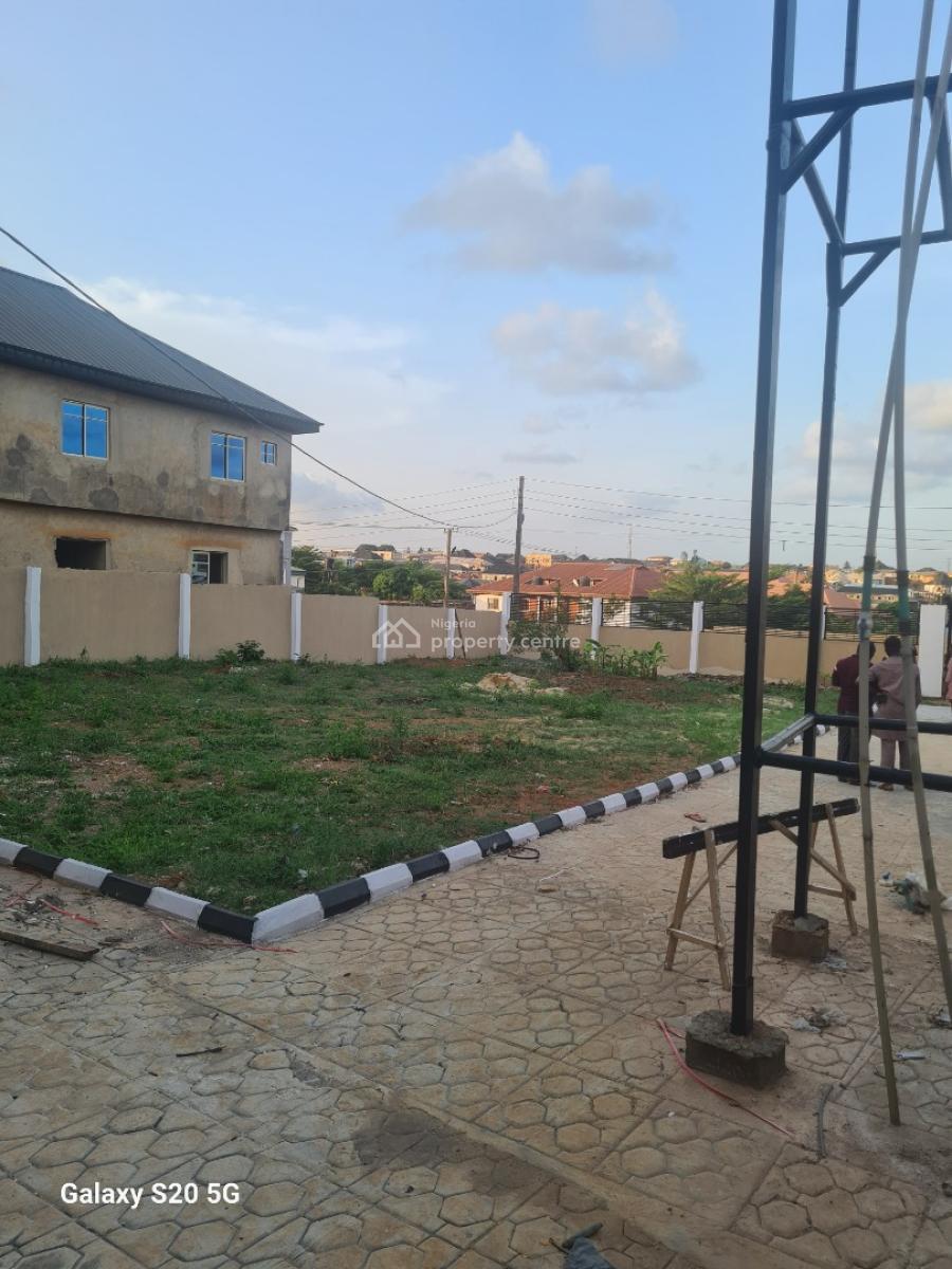 Standard Plot with 2 Bedroom Ensuite (upstairs), Radio Estate Off Awolowo Road, Ikorodu, Lagos, Residential Land for Sale
