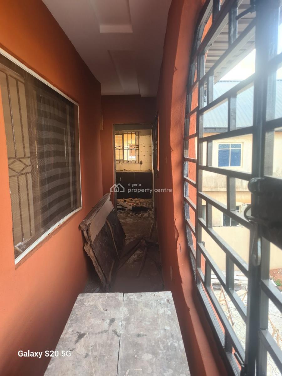 Standard Plot with 2 Bedroom Ensuite (upstairs), Radio Estate Off Awolowo Road, Ikorodu, Lagos, Residential Land for Sale
