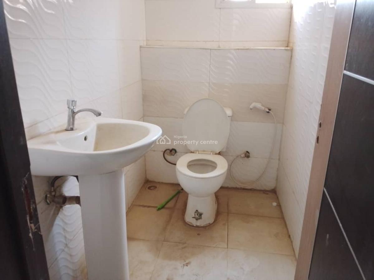 a Very Good Spacious 2-bedroom Flat, Jahi, Abuja, Flat / Apartment for Rent