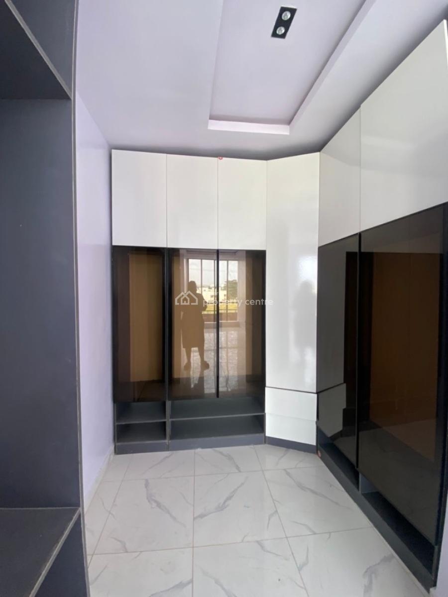 Stunning 2 Bedroom Apartment with Bq, Swimming Pool & Gym, Ikate, Lekki, Lagos, Flat / Apartment for Sale