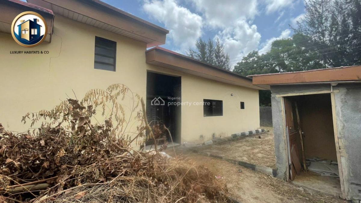 6 Bedroom Bungalow Consisting of 5 Bedrooms, a Penthouse & a Bq, Mayfair Gardens Estate, Awoyaya, Ibeju Lekki, Lagos, Detached Bungalow for Sale