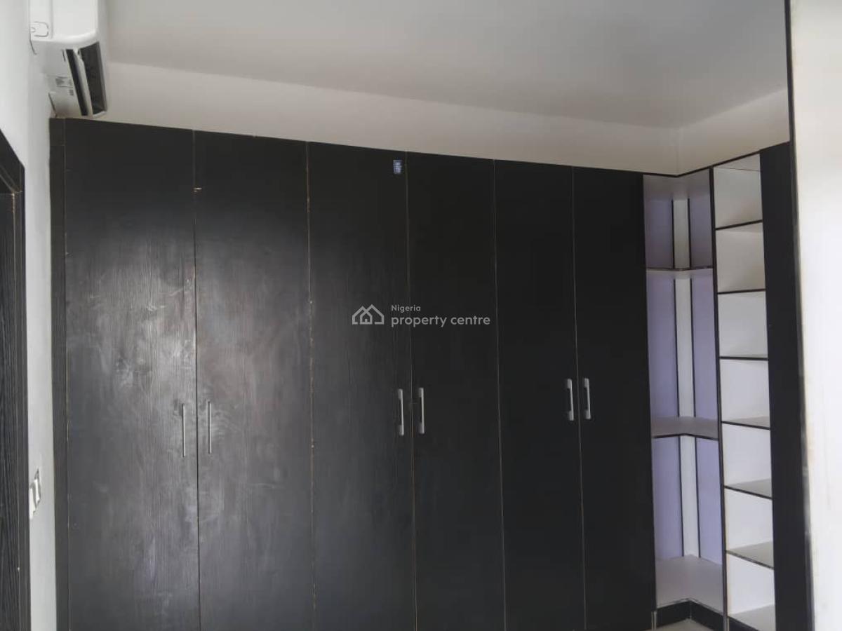 Tastfully Finished and Partly Furnished 3 Bedroom Apartment +1 Room Bq, Gra Ikeja Lagos, Ikeja, Lagos, Flat / Apartment for Rent