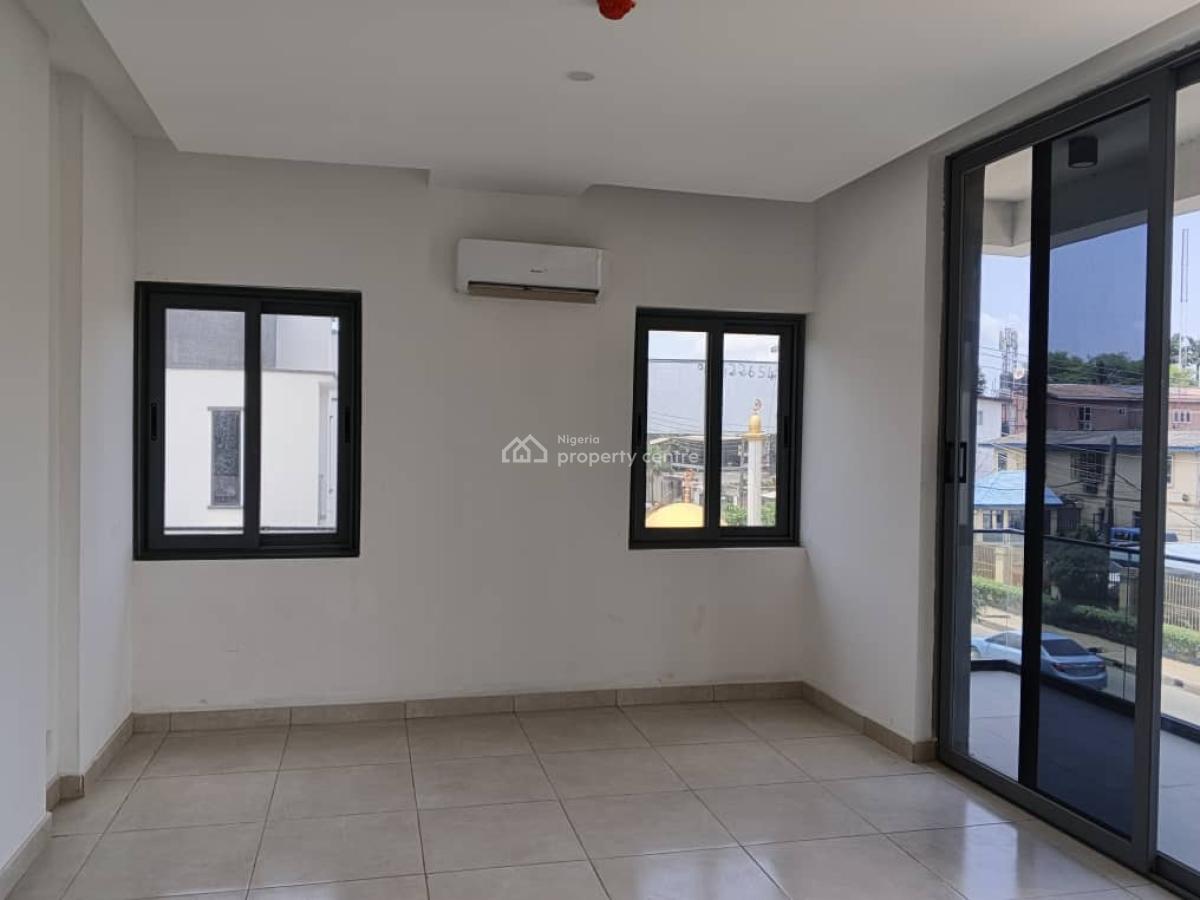 Tastfully Finished and Partly Furnished 3 Bedroom Apartment +1 Room Bq, Gra Ikeja Lagos, Ikeja, Lagos, Flat / Apartment for Rent