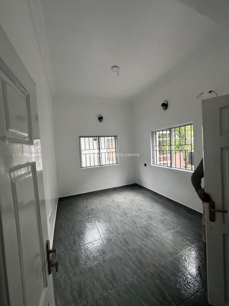Cozy 2 Bedroom Flat, Lekki Phase 1, Lekki, Lagos, Flat / Apartment for Rent