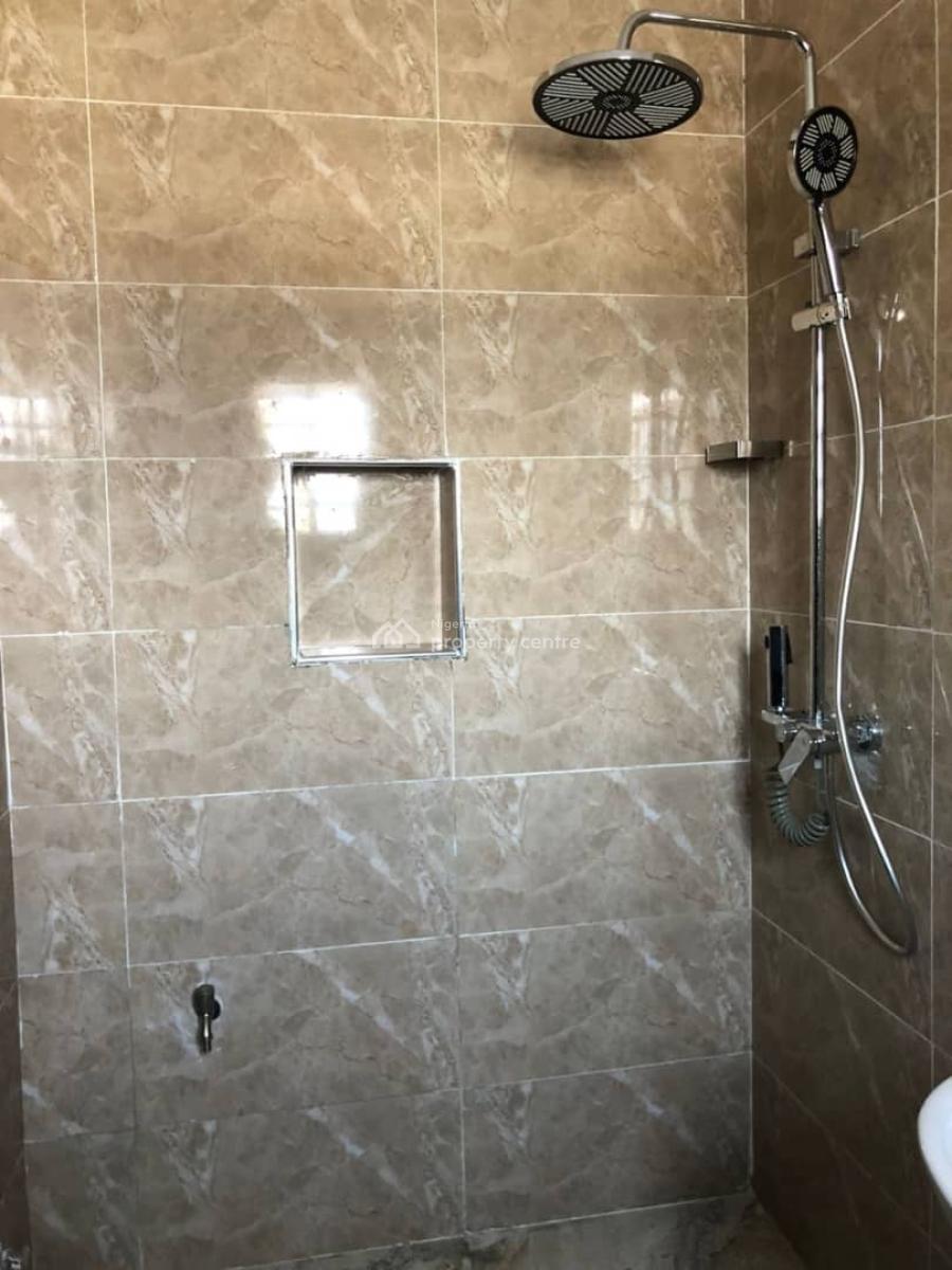 Fully Equipped Unisex Salon Shop, Ado, Ajah, Lagos, Shop for Rent