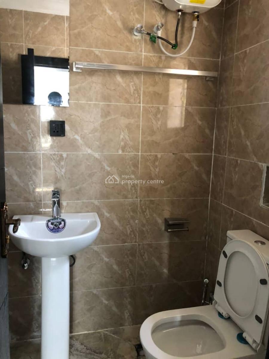 Fully Equipped Unisex Salon Shop, Ado, Ajah, Lagos, Shop for Rent