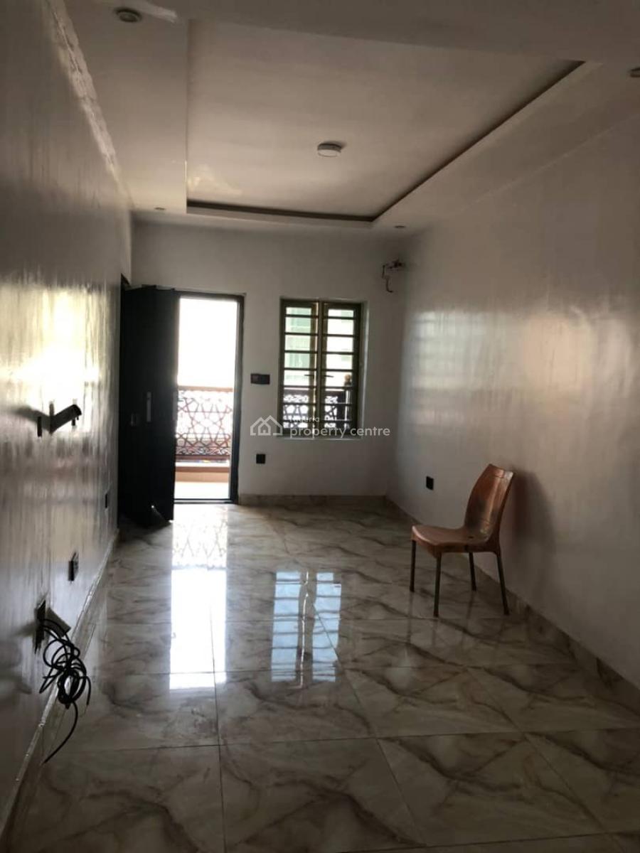 Fully Equipped Unisex Salon Shop, Ado, Ajah, Lagos, Shop for Rent