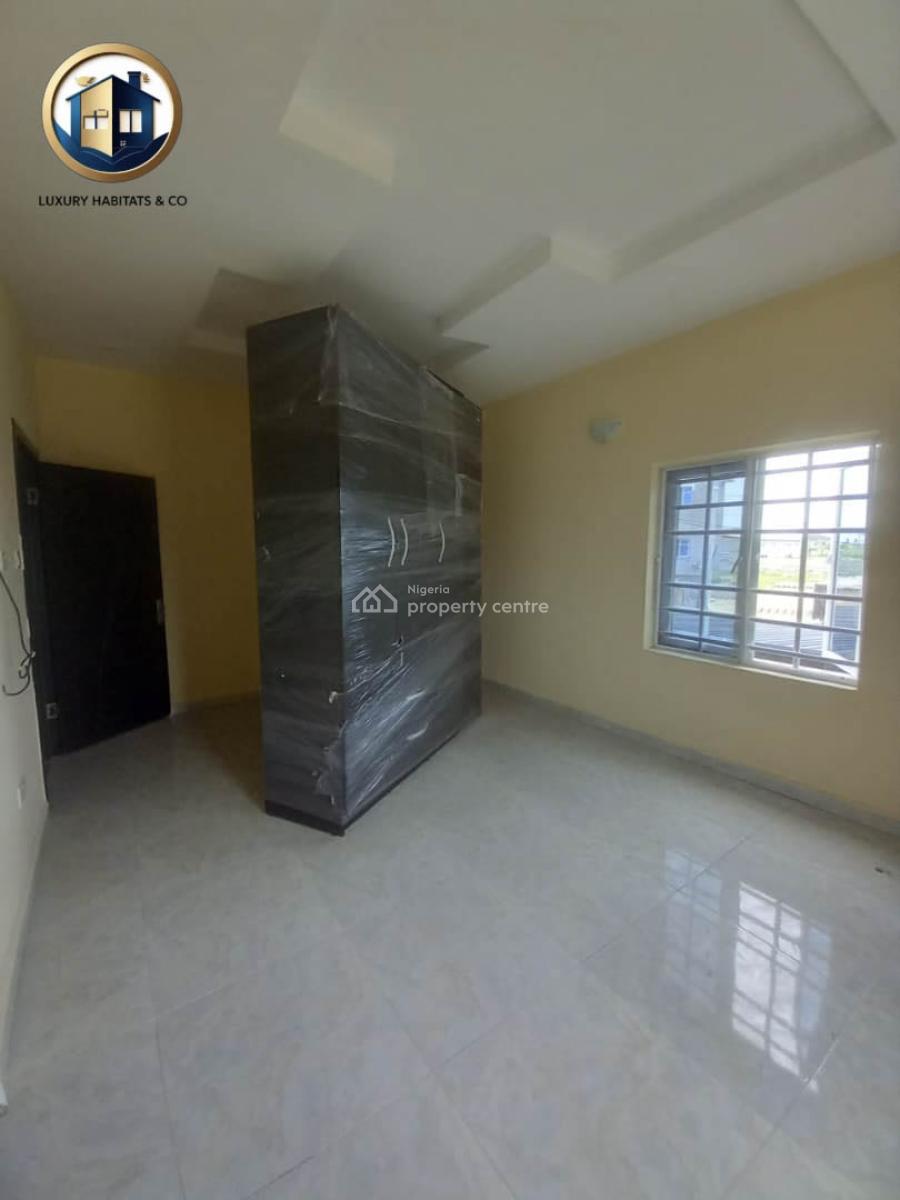 Very Spacious 2 Bedroom Flat Downstairs, Ogombo/olokonla, Jahi, Abuja, Flat / Apartment for Rent