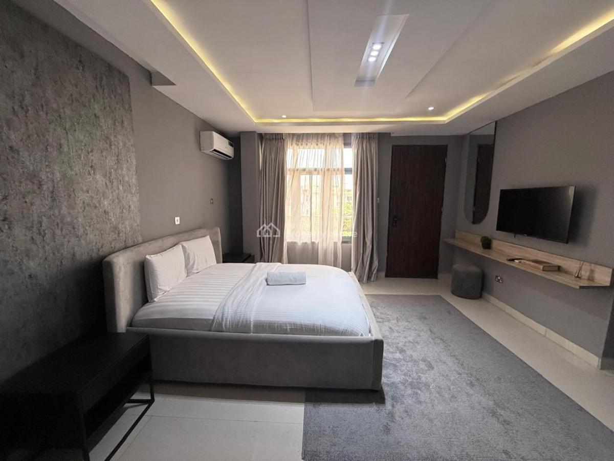 Upscale and Spacious 3 Bedroom Apartment, Dominion Court, Ikoyi, Lagos, Flat / Apartment Short Let