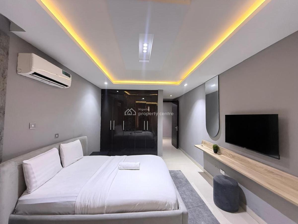 Upscale and Spacious 3 Bedroom Apartment, Dominion Court, Ikoyi, Lagos, Flat / Apartment Short Let