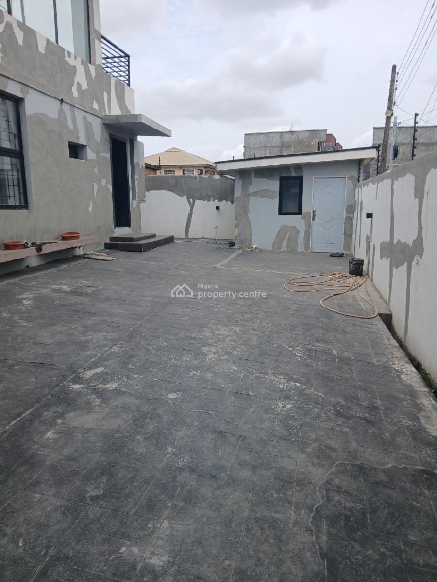 Newly Built 4 Bedrooms Semi-detached Duplex with a Gate House( Lease), Gbagada Phase 1 Annex, Gbagada Phase 1, Gbagada, Lagos, Office Space for Rent