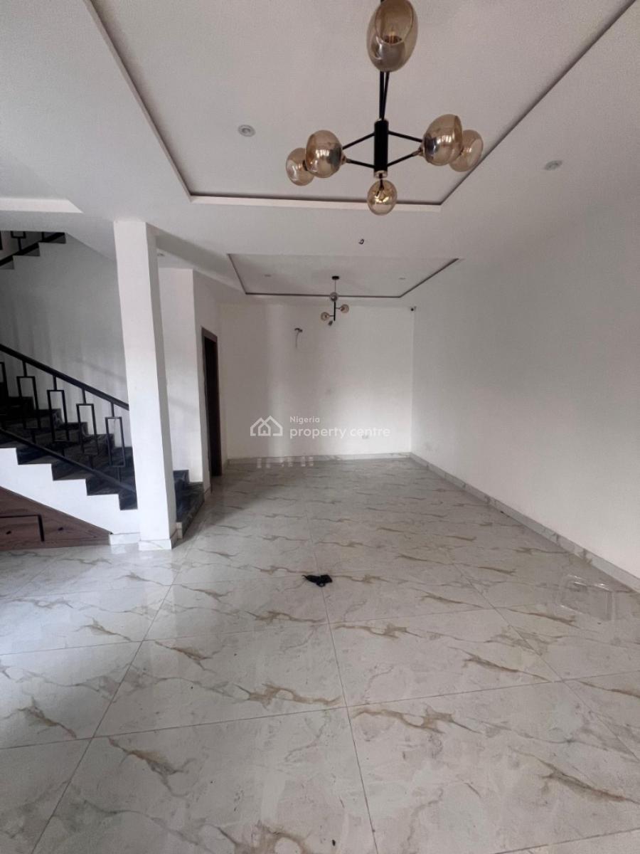 4 Bedroom Terraced Duplex Available, Lekki Phase 1, Lekki, Lagos, Terraced Duplex for Rent