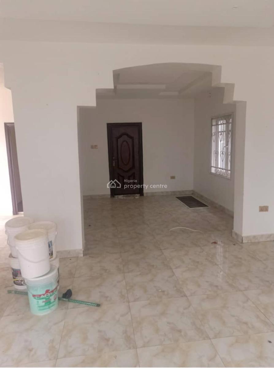 Lovely Spacious 4 Bedroom Apartment in a Secure Estate, Lekki Scheme 2, Lekki, Lagos, Flat / Apartment for Rent