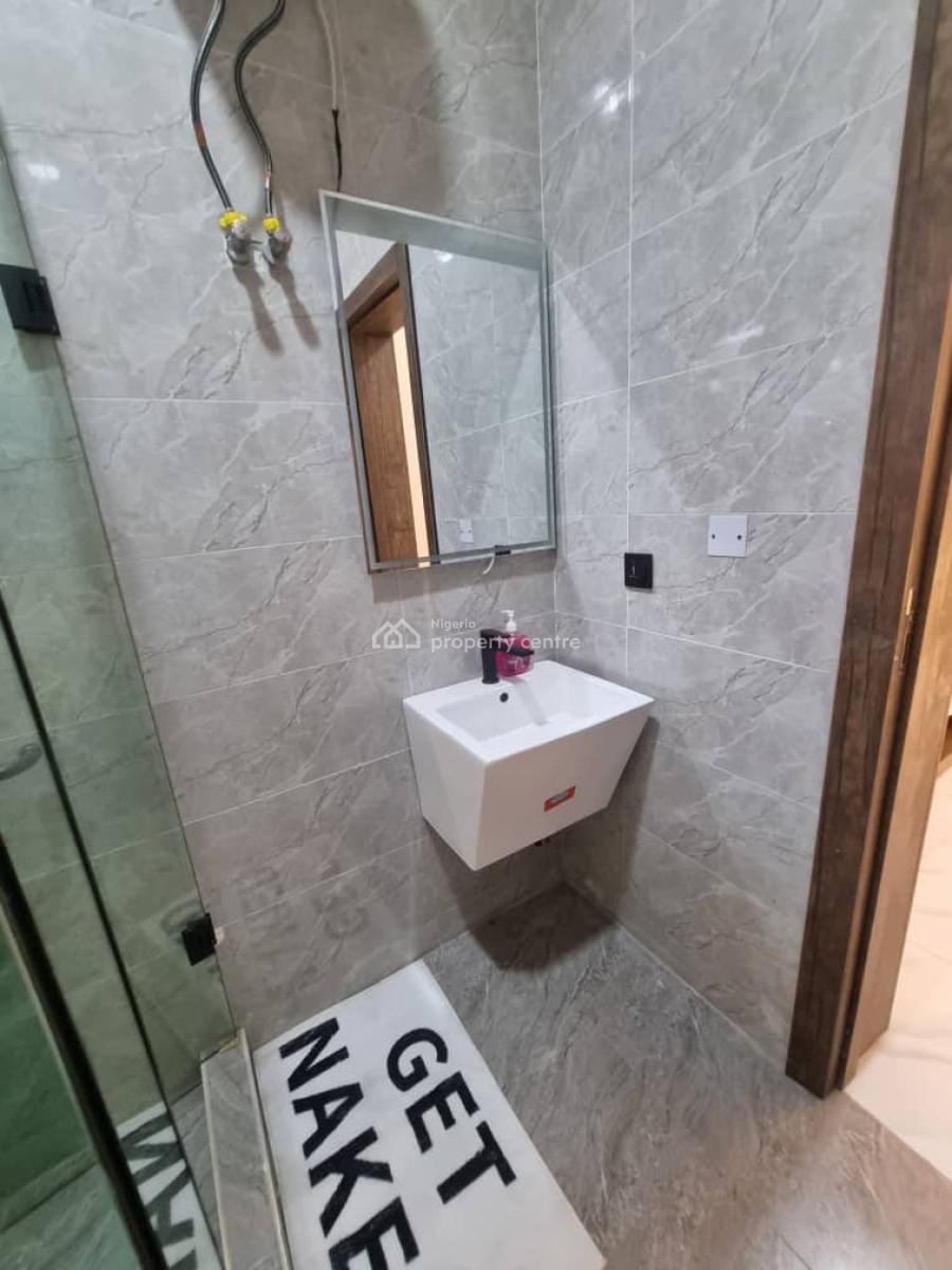 Luxury Two Bedroom Apartment, Freedom Way, Lekki Phase 1, Lekki, Lagos, House Short Let