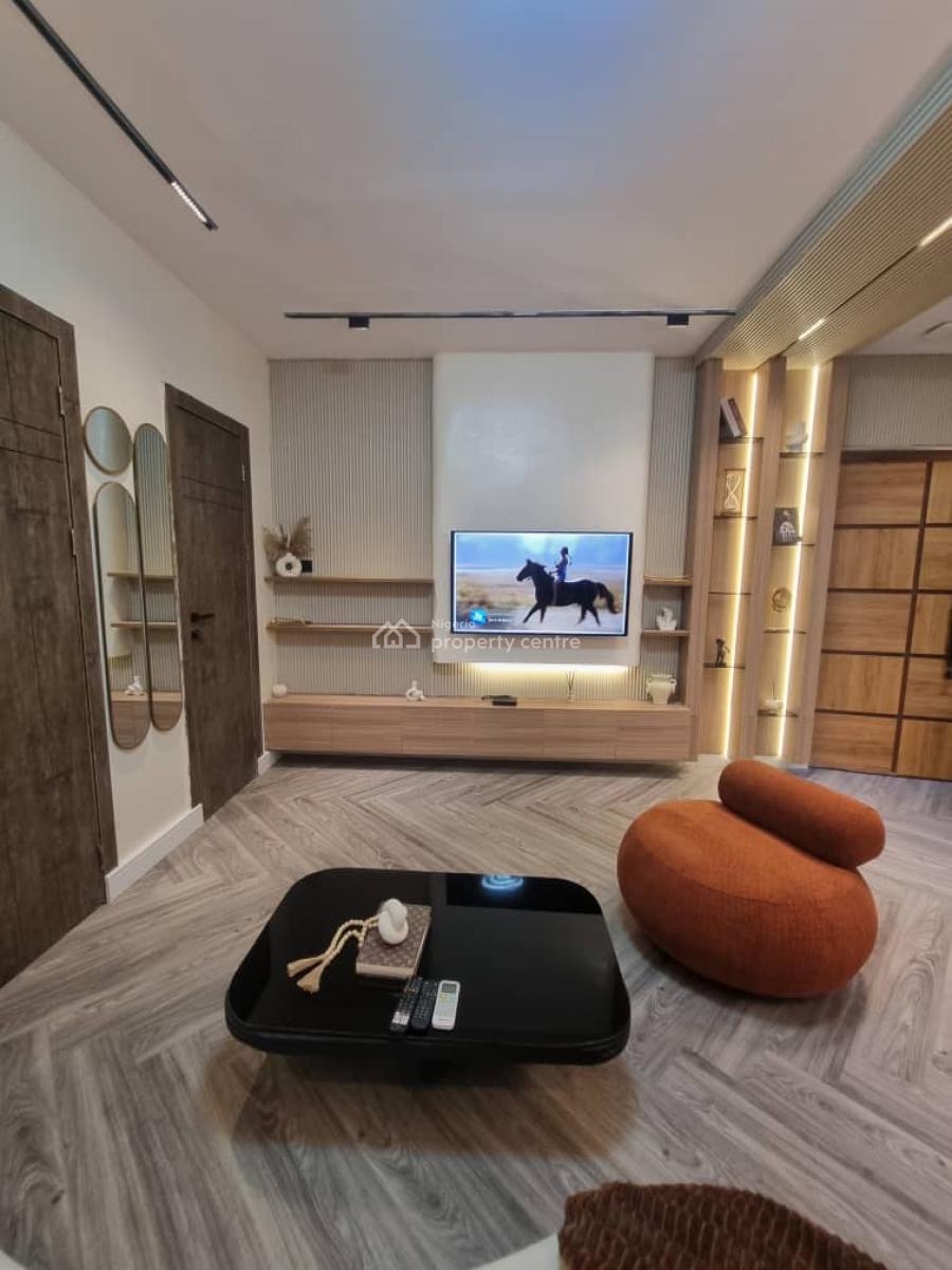 Luxury Two Bedroom Apartment, Freedom Way, Lekki Phase 1, Lekki, Lagos, House Short Let