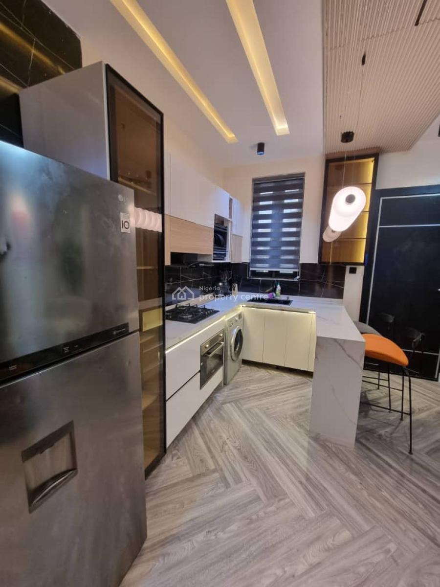 Luxury Two Bedroom Apartment, Freedom Way, Lekki Phase 1, Lekki, Lagos, House Short Let