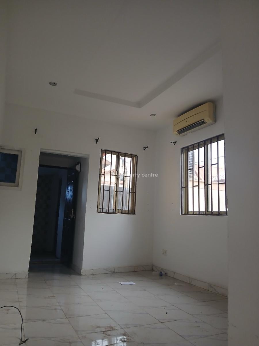 Decent Mini Flat with Two Toilets, Magodo Estate Shangisha, Gra Phase 2, Magodo, Lagos, Mini Flat (room and Parlour) for Rent