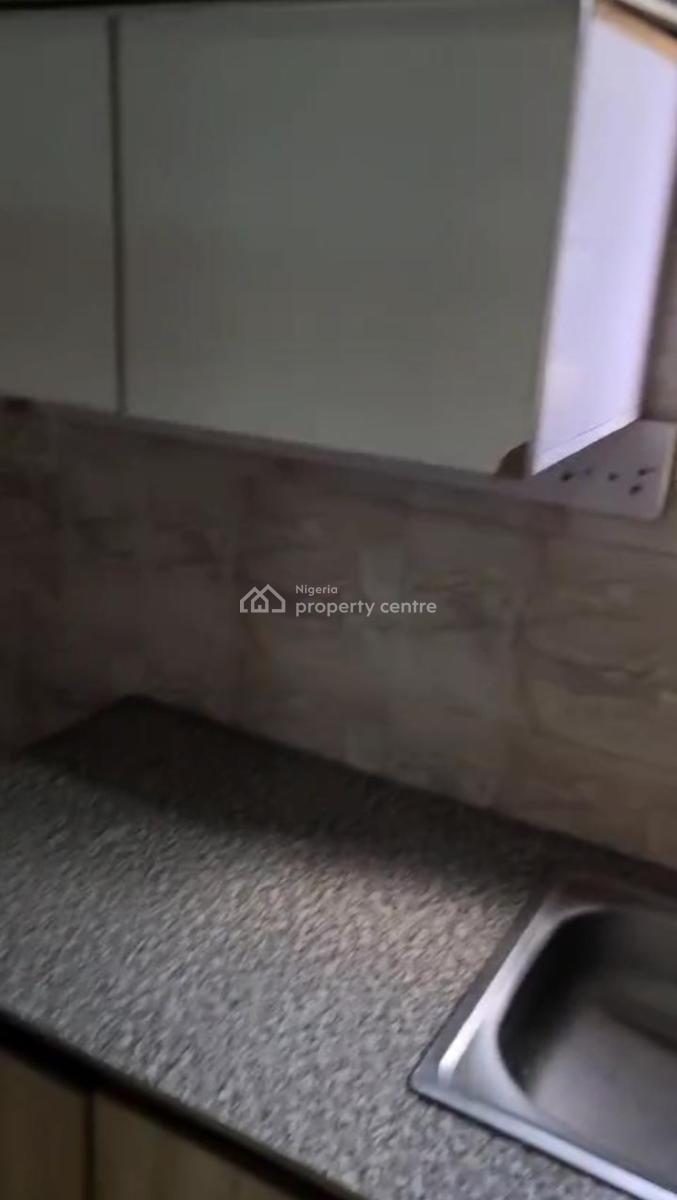 Lovely 2 Bedroom Flat, Gra Phase 2, Magodo, Lagos, Flat / Apartment for Rent