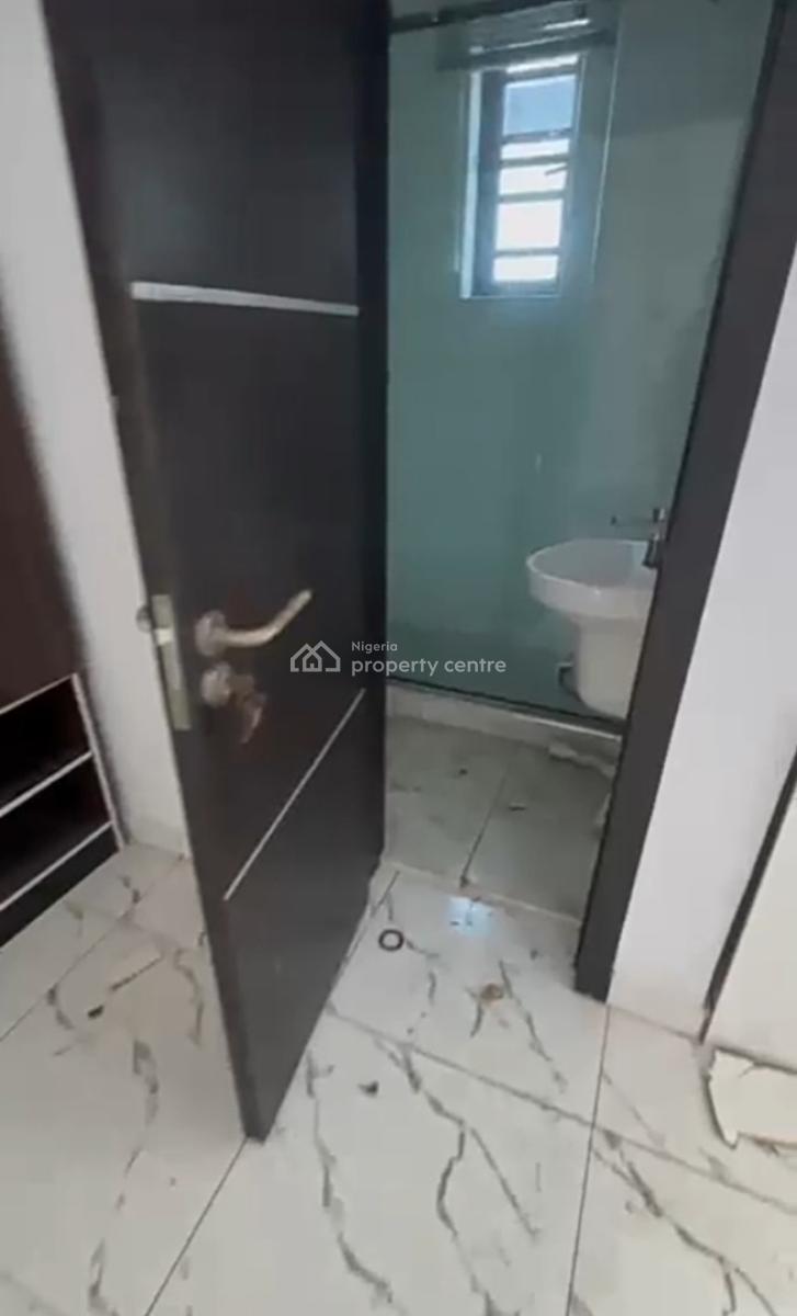 Standard Studio Self Contain Apartment { Video}, Bera Estate Chevron, Lekki, Lagos, Self Contain (single Rooms) for Rent