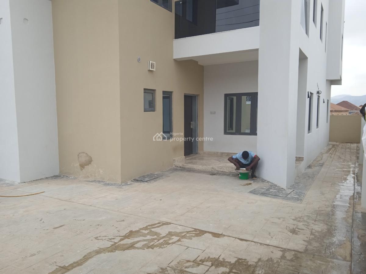 Contemporary and New 5 Bedroom Semi-detached, Main Works and Housing, Gwarinpa, Abuja, Semi-detached Duplex for Rent