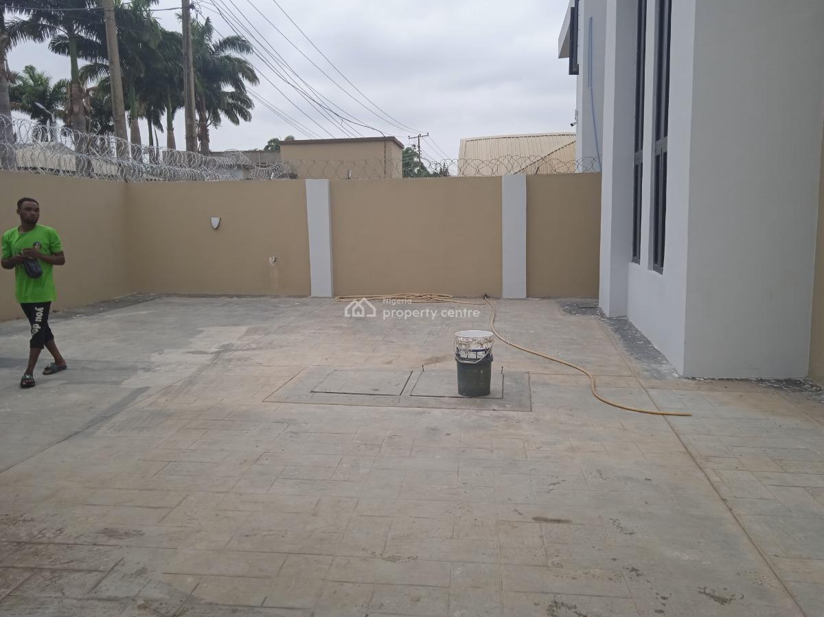 Contemporary and New 5 Bedroom Semi-detached, Main Works and Housing, Gwarinpa, Abuja, Semi-detached Duplex for Rent