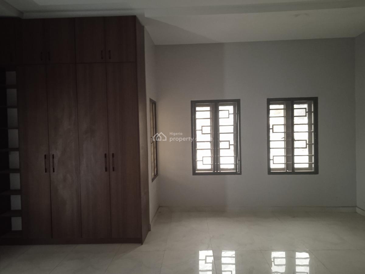 Contemporary and New 5 Bedroom Semi-detached, Main Works and Housing, Gwarinpa, Abuja, Semi-detached Duplex for Rent