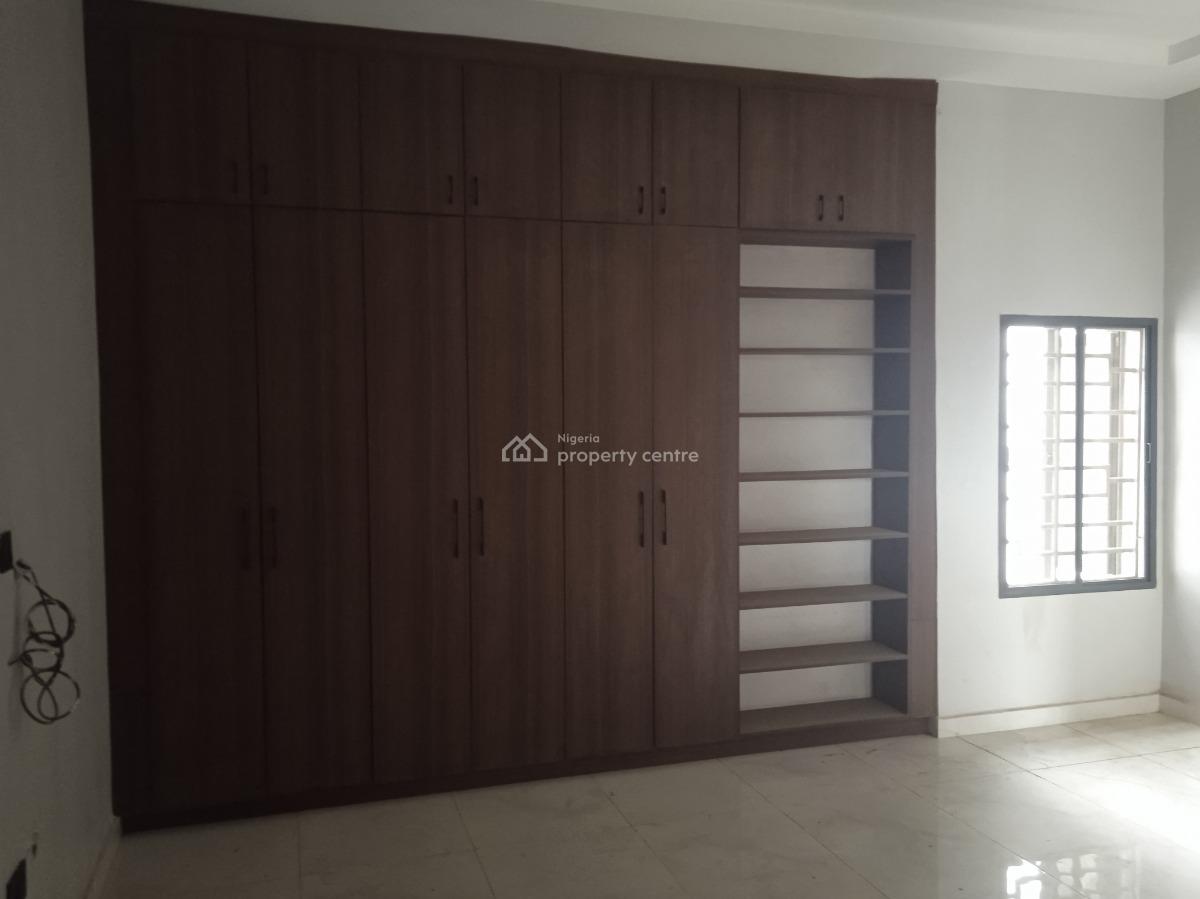 Contemporary and New 5 Bedroom Semi-detached, Main Works and Housing, Gwarinpa, Abuja, Semi-detached Duplex for Rent