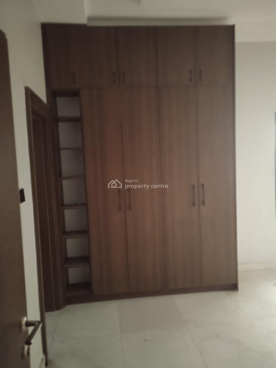 Contemporary and New 5 Bedroom Semi-detached, Main Works and Housing, Gwarinpa, Abuja, Semi-detached Duplex for Rent